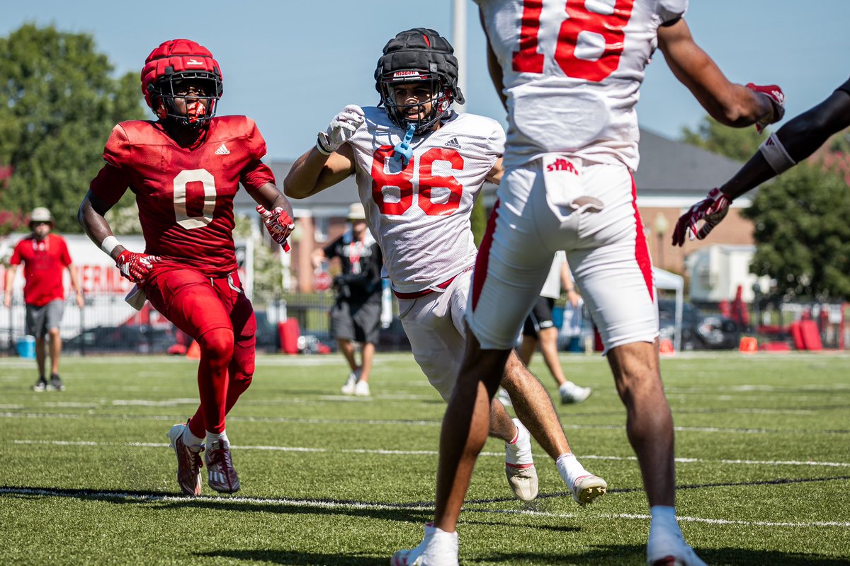 Perfect day to get better 📈

#HardEdge | #EarnSuccess