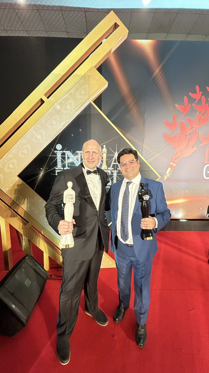 VishalBhatiaVB's tweet photo. Absolutely stoked to recieve Best Tourism Board for Experiential Travel on behalf of @VisitBritainBiz at the #IndiaTravelAwards held at @SofitelMumbai Grateful to our trade partners for the support over the years that make it possible! https://t.co/B8soKrpkZe