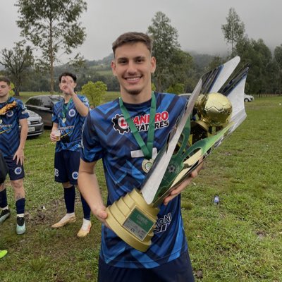 everzada10's tweet photo. #NovaFotoDePerfil https://t.co/8AgsJFgYSv