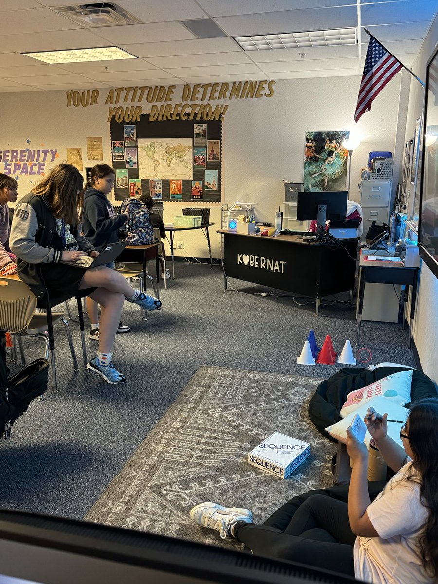 MrsKobernat98's tweet photo. Indoor recess for 6th grade…. https://t.co/vRz39w0li3