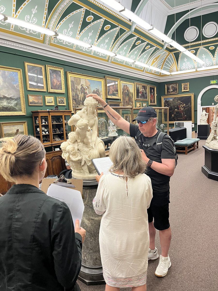 barton_kell's tweet photo. Today #Merseyside &amp; #GreaterManchester @SLCouncils have been back to Salford Museum &amp; Art Gallery to give feedback on a brand new #AudioDescribed tour with @MindsEyeArts 

We have been working with the museum to ensure it is more accessible to #blind &amp; #PartiallySighted visitors https://t.co/5DCrrTDyZm