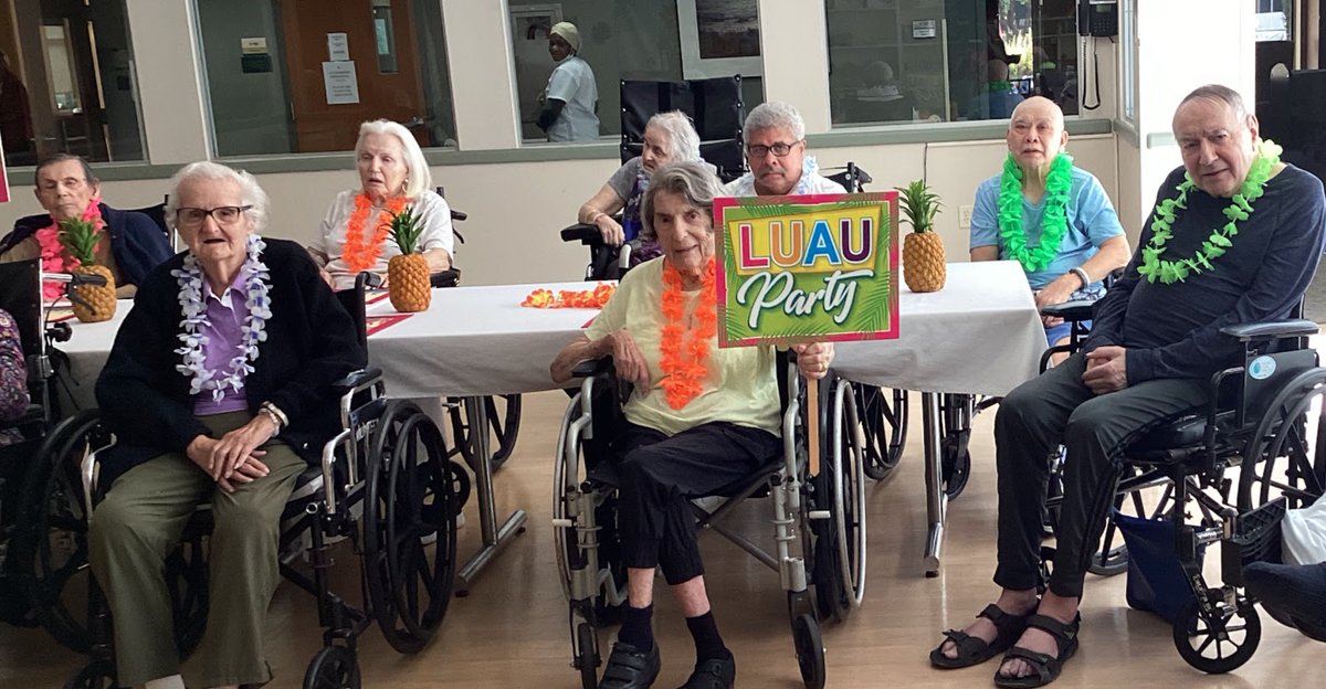 JewishHomeFam's tweet image. Cookie baking and Luau Party today. Our elders enjoy so many different activities each day.

#JewishHomeProud #LuauParty #CookieBaking