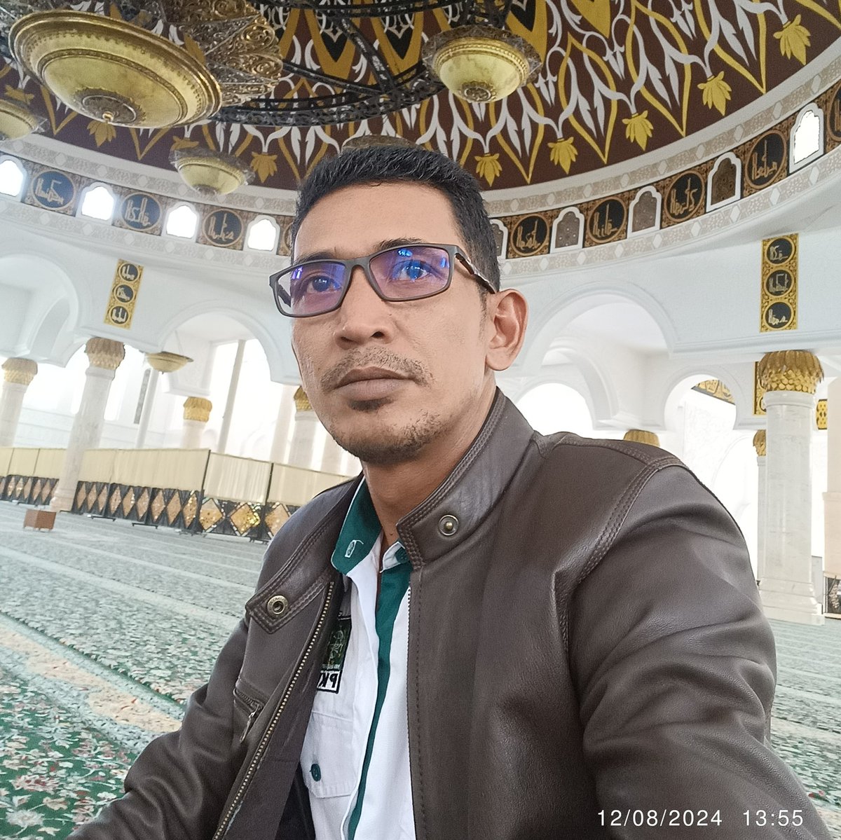 firdausnow's tweet photo. #NewProfilePic https://t.co/6AIXKfuTf4