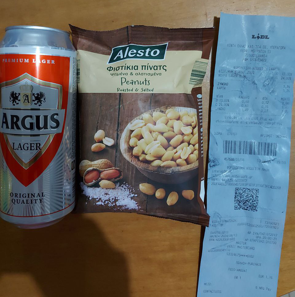 ZoidpayP's tweet photo. My first card purchase from the @Anotherapp_io  app. A beer to drink and peanuts to accompany it. https://t.co/exLoszOOhq
