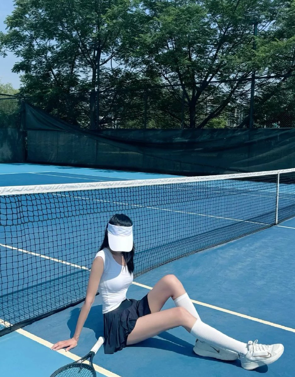 HarperLowartde's tweet photo. Good morning, tennis day. https://t.co/XDmNEgDgop