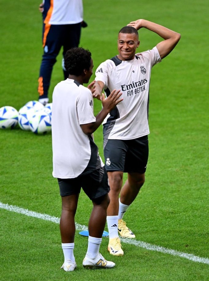 Mbappé dando um tapa no endrick pra ver se ele para de mentir por aí kkkkkkkkkkkkkkkkkkkkkkkkkkkj