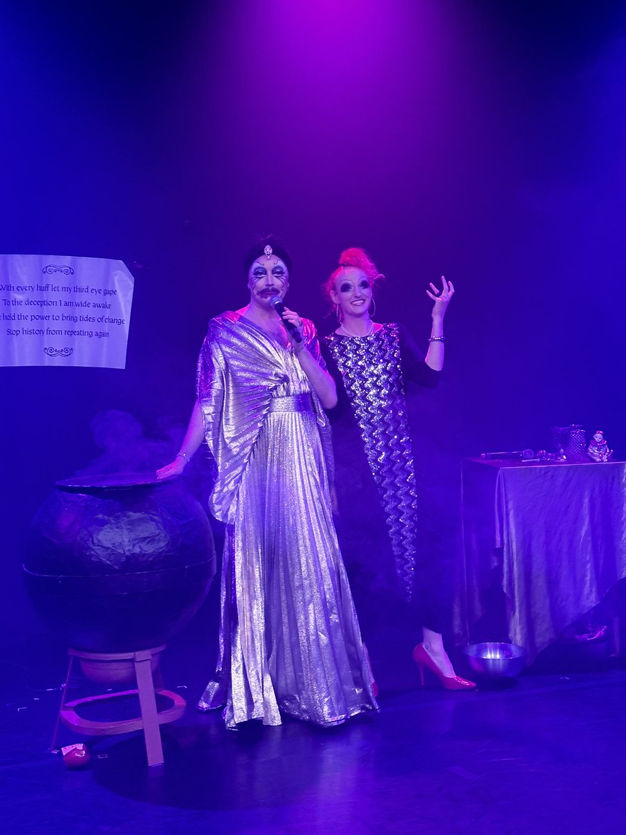 Trish King (@king_trish) on Twitter photo What a start to my Fringe! Séayoncé was brilliant - <a href="/DanielWye/">Dan Wye/Séayoncé</a> is a bloody genius. So hilarious and clever. Get yourself a ticket, a sensational show!
assemblyfestival.com/whats-on/624-s… What a start to my Fringe! Séayoncé was brilliant - <a href="/DanielWye/">Dan Wye/Séayoncé</a> is a bloody genius. So hilarious and clever. Get yourself a ticket, a sensational show!
assemblyfestival.com/whats-on/624-s…