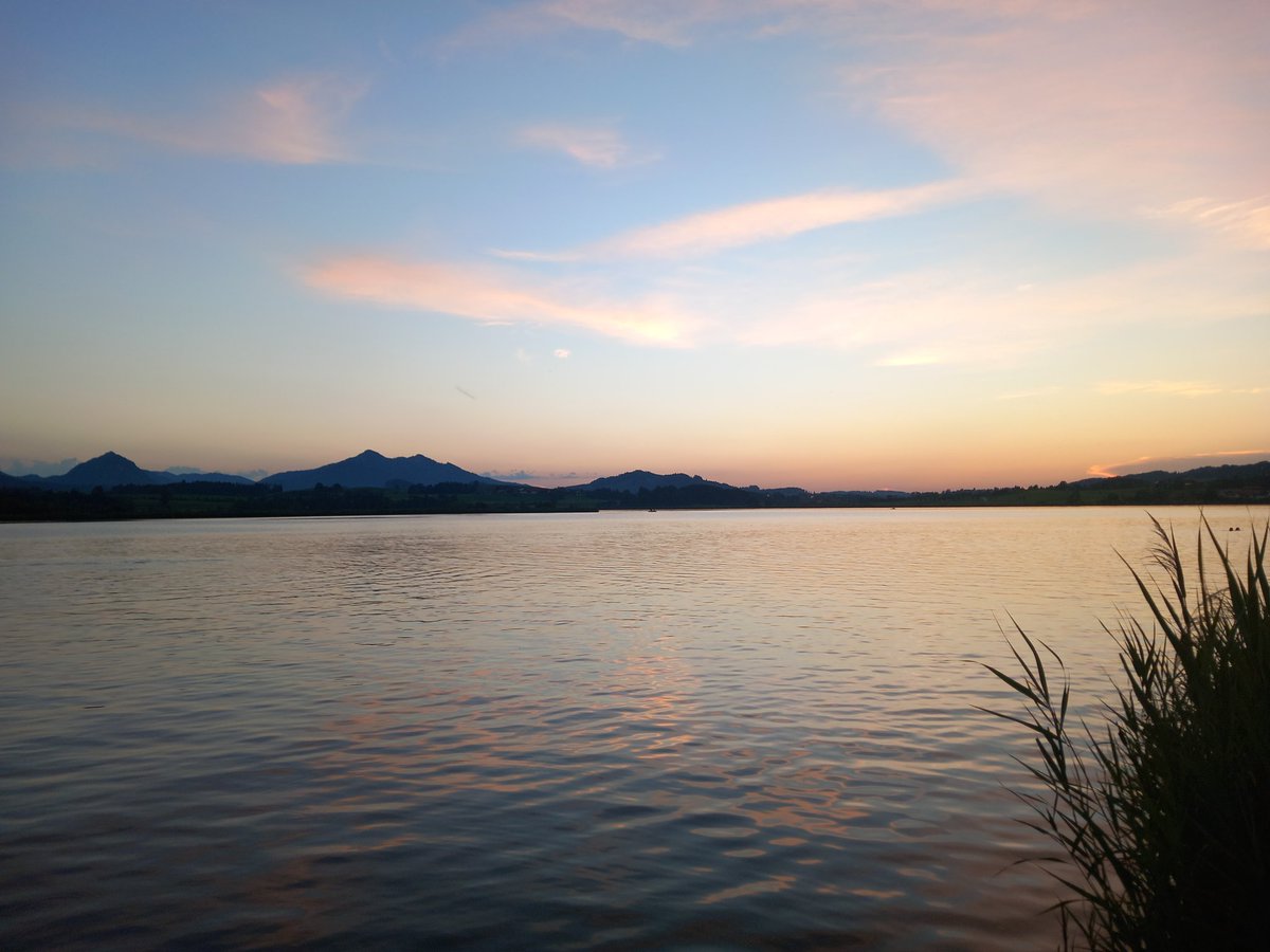 MrGIF4479's tweet photo. #Hopfensee #Füssen #Bavaria #Germany https://t.co/LMqKH4wTXL