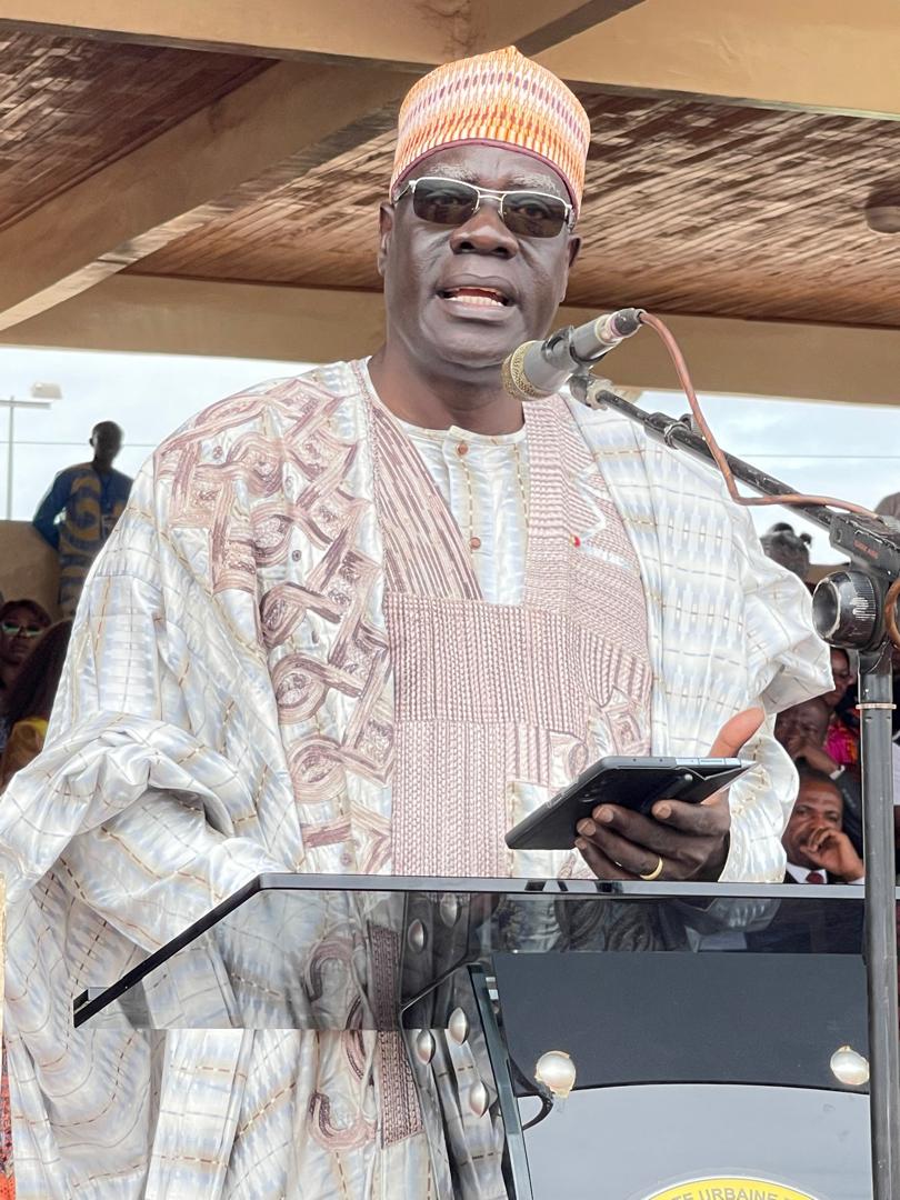 MFoutsou's tweet image. I have just rounded off the training of the 2024 batch of 1,500 Civic Service #Conscripts in Ebolowa. They were all commissioned to spread the message of civic-mindedness in their communities. Special Thanks to the people of #Ebolowa for their warm hospitality!