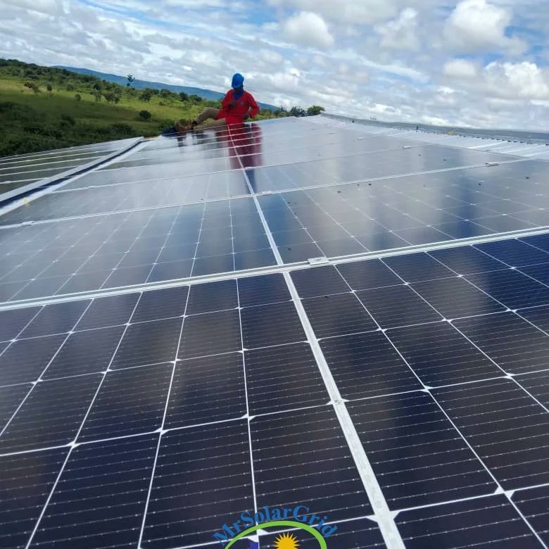 MrSolarGrid's tweet image. Hivi unajua nishati ya umeme jua vile inaendelea kuishika dunia kwa kasi?.
Maana ukizingatia hata gharama ya Solar panel [ PV ] imeendelea kuwa rafiki kwa watu wa vipato tofauti tofauti.
Hivyo chukua hatua uondokane na Load shedding