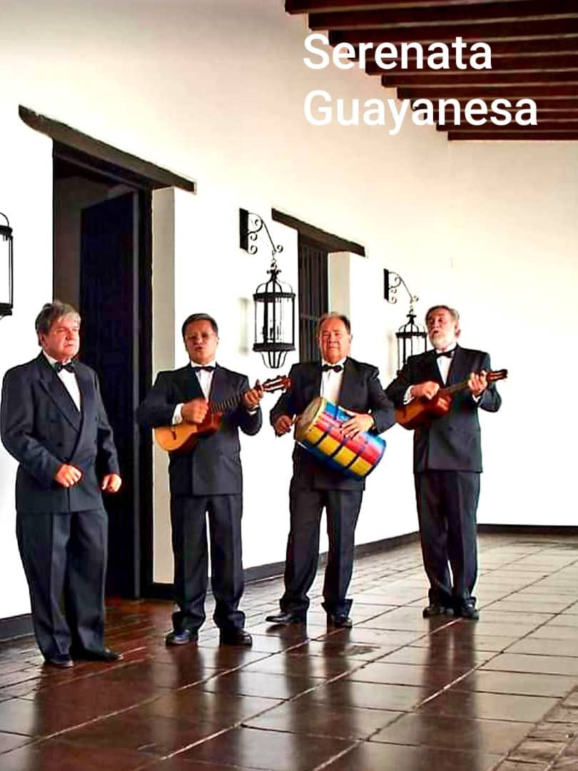 Otra vez dejando el recuerdo vivo de nuestra 1ra presentación oficial ante un público maravilloso en nuestra #conchaacustica de #ciudadbolivar hace 53 años