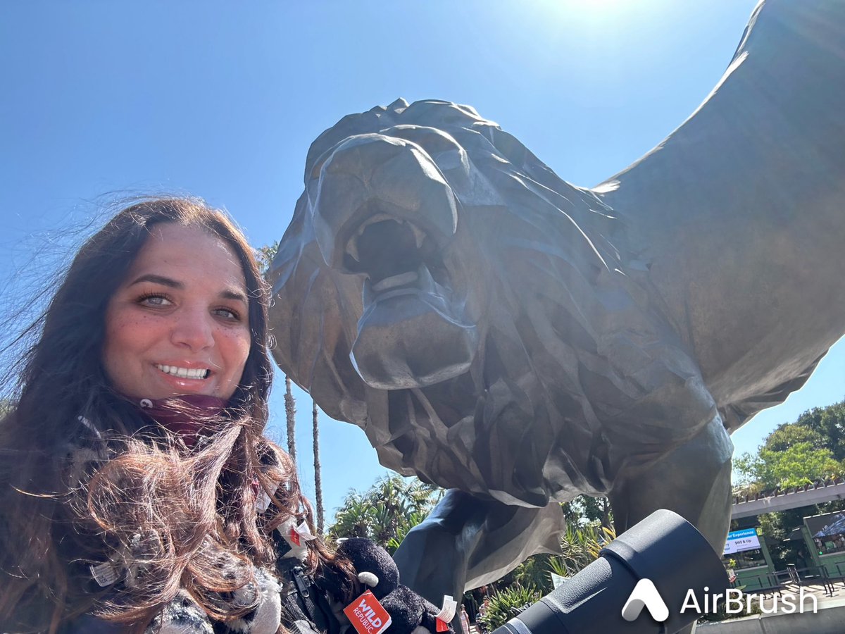 MarinelaPavleti's tweet photo. Welcome to San Diego Zoo California #marinelapavletich #photographerbymarinelapavletich #sandiego #sandiegophotographer #pabda #bera #wildanimals #wildlifephotography #wildlife #seewildlife #wildbare #wildnature #selfie #selfiemarinelapavletich https://t.co/QrfanRFGy3