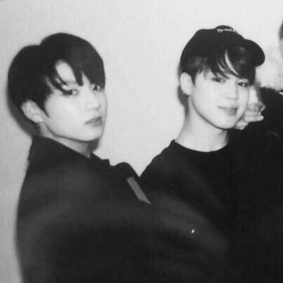 jimogukie's tweet image. aus jikook que você PRECISA ler, de acordo com a revista jimogukie★ – parte 2 - a thread;