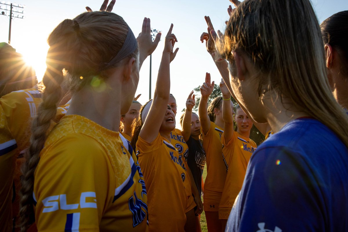 McNeeseSports's tweet photo. Fall sports are back!

Drop a “Geaux Pokes 🤠” in the comments if you are excited for this upcoming season ⬇️

#GeauxPokes https://t.co/IGFXv75Z7s
