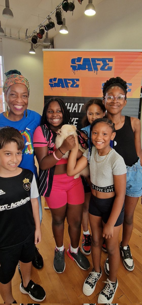 JRHYScommunity's tweet photo. End of our #sipntalk summer delivery with our young people at @youthfirstldn Junior wellbeing ambassadors winners 🏆 #tngyouthandcommunitycentre topics #postcode #AnimalRescue #SafetyFirst #peacebeginsonyourplate @time4worldpeace #PublicSafety @SydenhamSociety @SydenhamTownCtr https://t.co/5lSuZqC2UN
