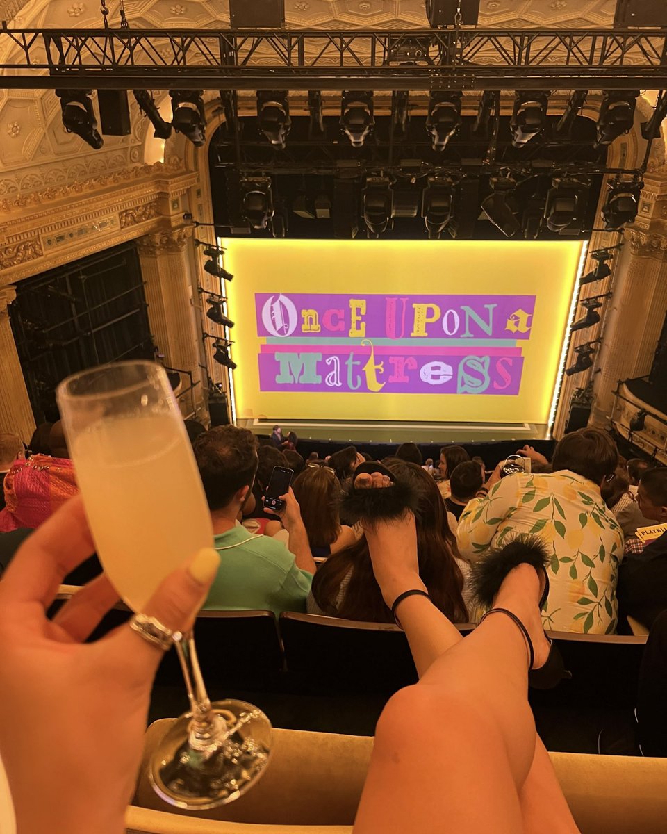 SpotCo (@spotnyc) on Twitter photo Spotees have never been shy…
So we dressed in our best royal PJs and rushed to the kingdom for the opening of <a href="/mattressmusical/">Once Upon A Mattress</a> at <a href="/hudsonbway/">Hudson Theatre</a> 👑💤✨ Spotees have never been shy…
So we dressed in our best royal PJs and rushed to the kingdom for the opening of <a href="/mattressmusical/">Once Upon A Mattress</a> at <a href="/hudsonbway/">Hudson Theatre</a> 👑💤✨