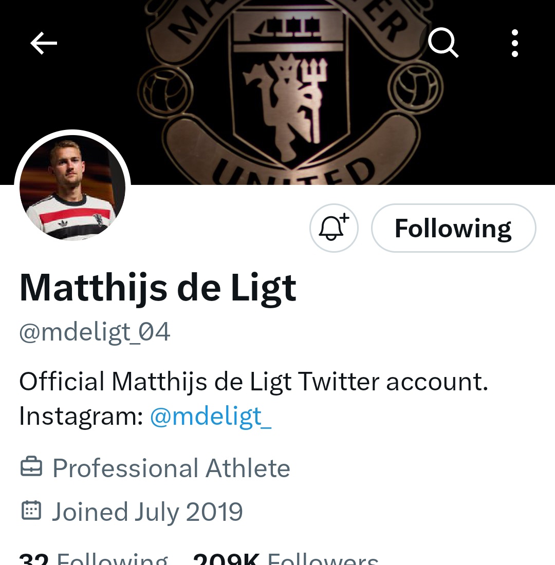 monsieurAmorim's tweet photo. Just minutes after official announcement bdway 🔴

Welcome to United De ligt ❤️ https://t.co/ODI1YF7IeL