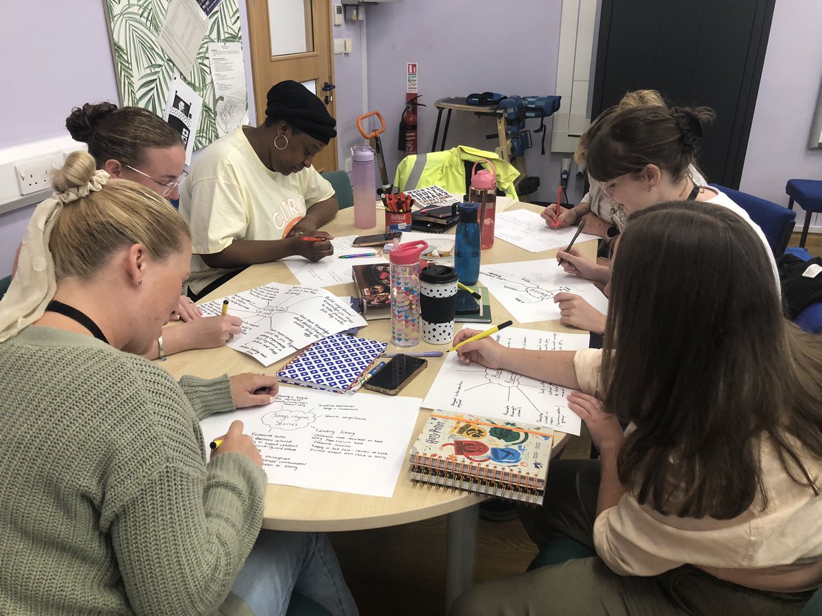 Mrs. Craig tweet media