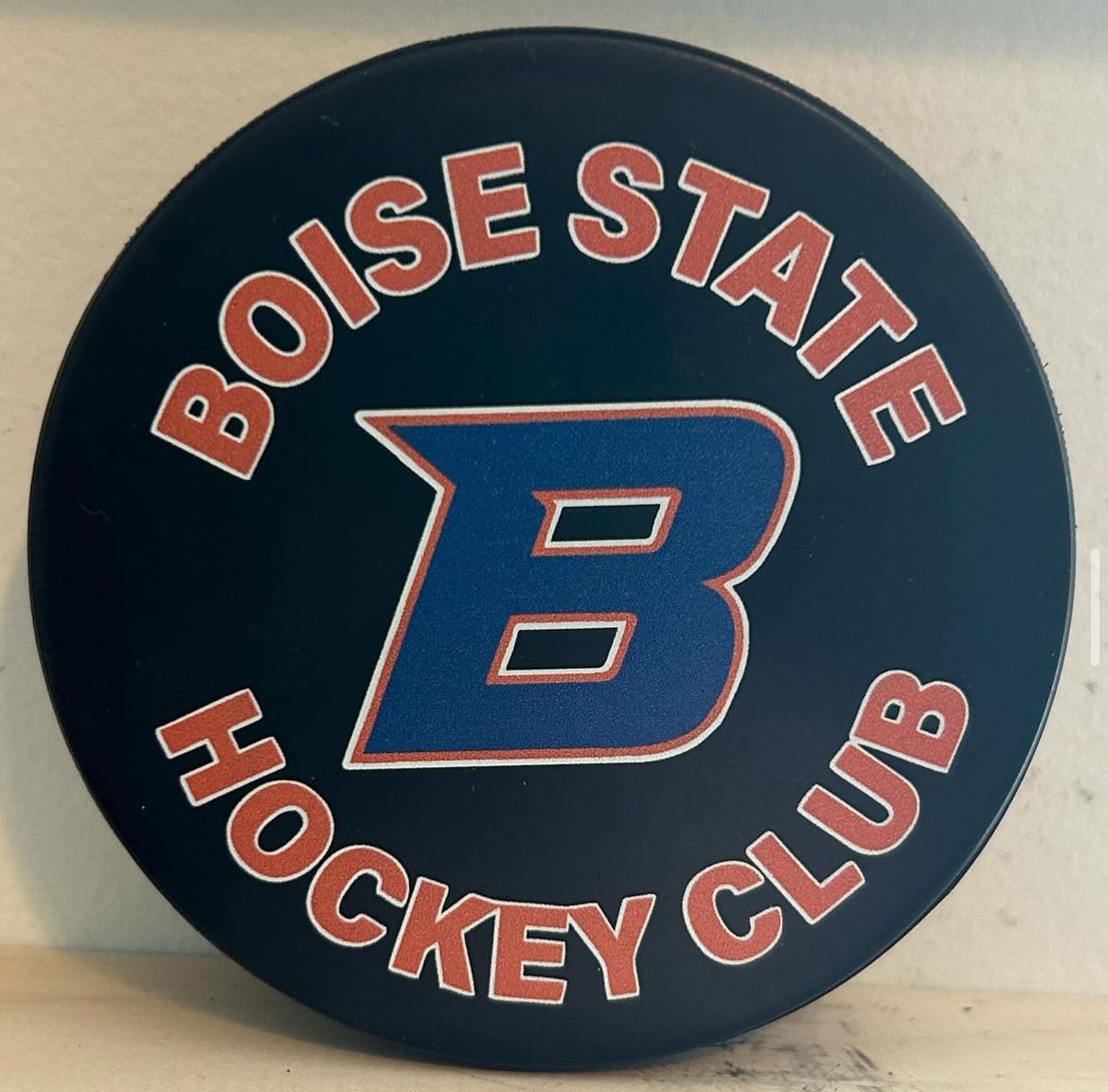 NCAA_hoppy_pups's tweet photo. Give Boise State a follow! Great program in a fun conference!! Thanks #ACHA @achahockey
https://t.co/iEblyIxOm4 #cawlidgehawkey
@achahockey @ncaadii #CollegeHockey #hockeypuckcollection #puckcollection #hockeypuckcollector #cawlidgehockey @intermountain_acha @boisestatehockey https://t.co/uI3RVAlyE9