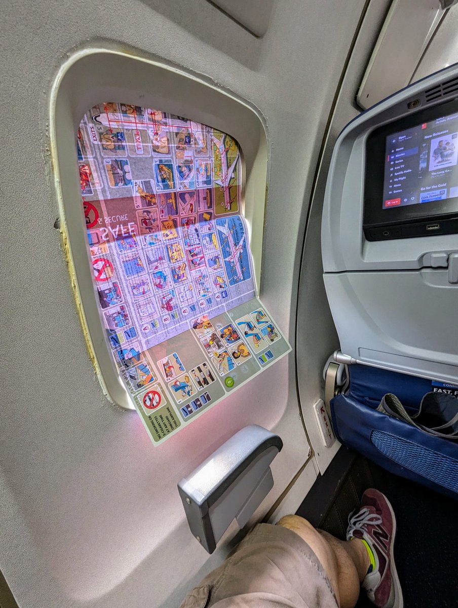 2nd flight of the day (ATL to PHL) and my window shade is broken, they couldn't fix it's, so I made a DYI sunscreen, and why yes, I am flying in a Boeing. Pray for me (I recommend Osiris) 

<a href="/deltaairlines/">Deltaairlines</a>
