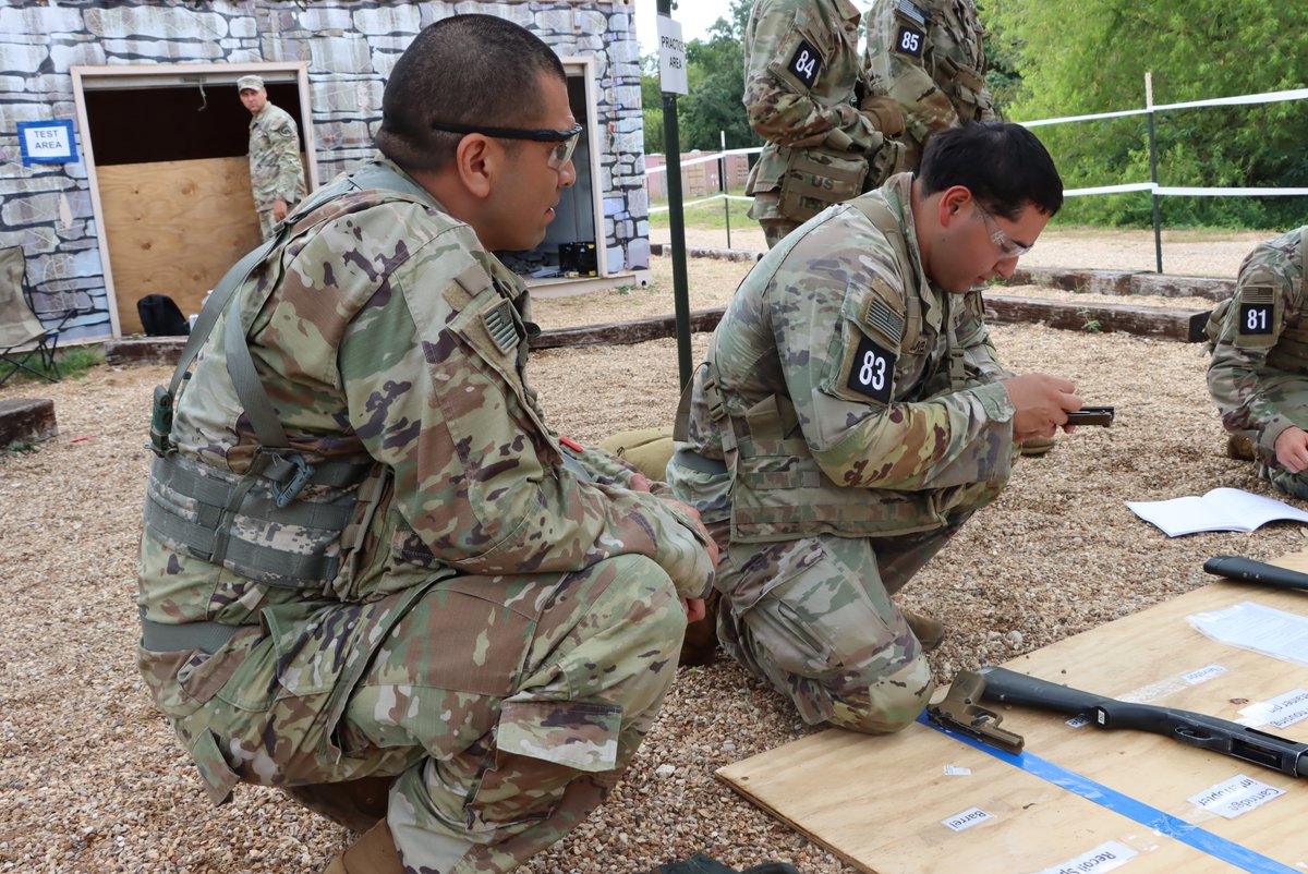 SCoE_CASCOM's tweet image. Check out some of the highlights of Squad CASCOM at the #TRADOCBestSquad Competition!
Eight CoEs are competing this year at Fort Leonard Wood, Missouri to earn the title of TRADOC Best Squad!

#SupportStartsHere #TRADOCBSC2024