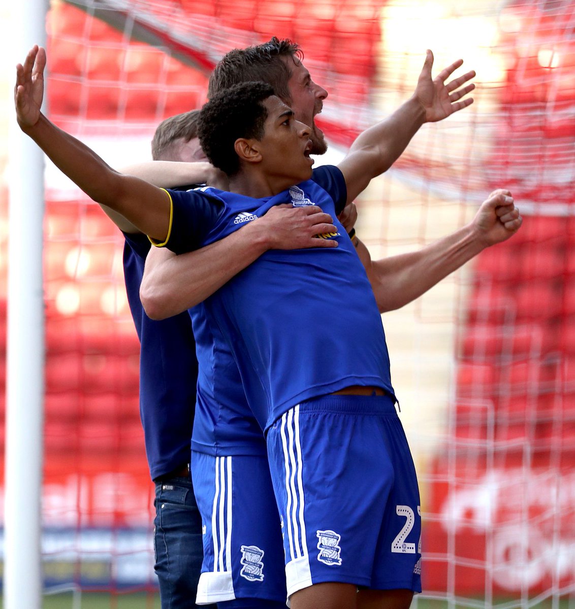 Hold on, haven't we seen that celebration at The Valley before? 👐