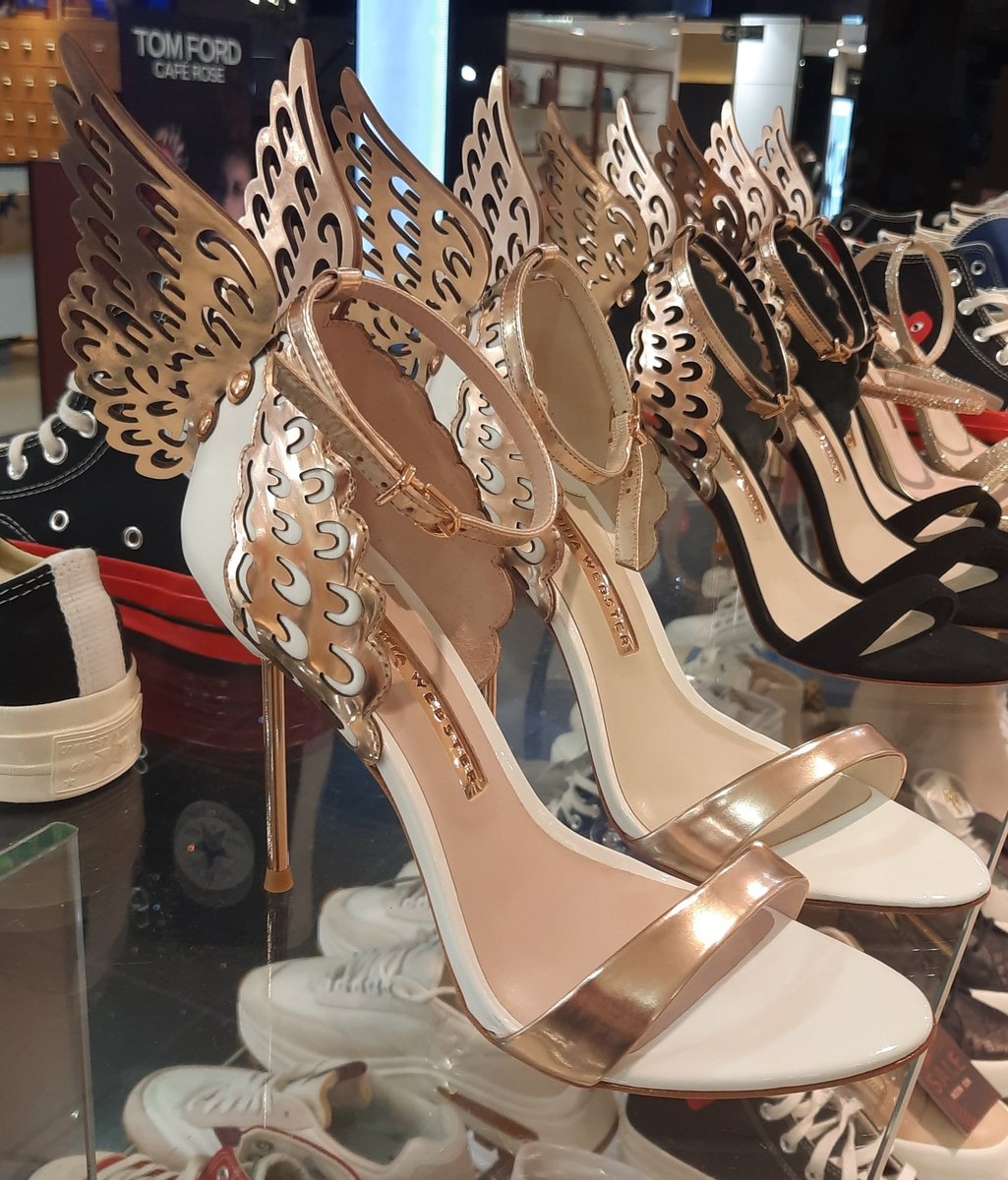 oemgeekitty's tweet image. Adora coded