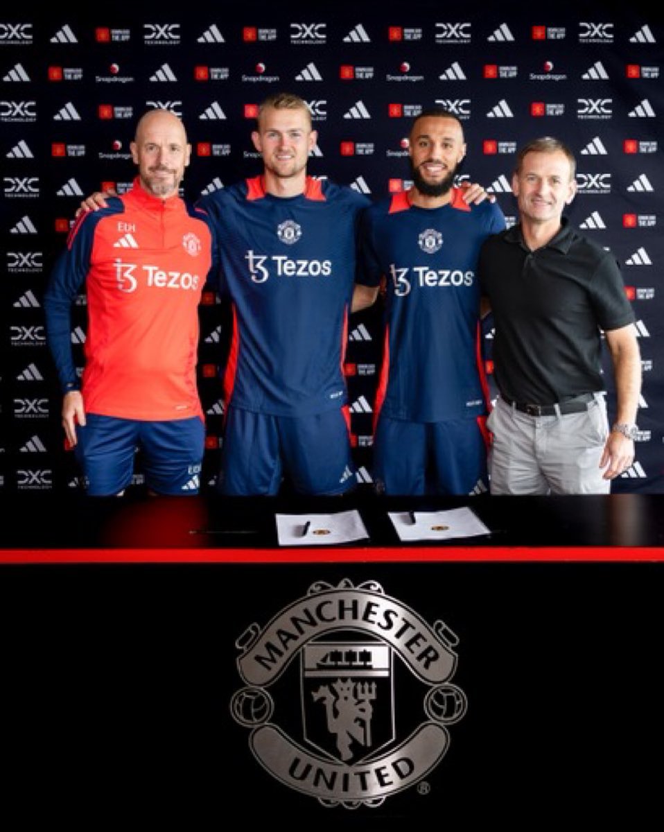 aws32's tweet photo. Welcome to Manchester 👹👹 https://t.co/9zId65TueT
