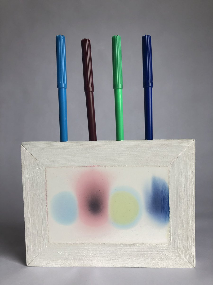 SueBlog1's tweet image. Drawn in V. 2024, 21.6x16x1.2. Wood, plaster, felt pens. Bright Blue, Maroon, Bright Green, Dark Blue. Love watching the colours change over time as the plaster dries out. #ContemporaryArt #WallSculpture #ContemporaryDrawing #Art #Sculpture