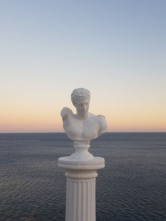 animaetars's tweet photo. «Se necesita toda una vida para descubrir Grecia, pero sólo hace falta un instante para enamorarse de ella», Henry Miller. https://t.co/nAgexcHGjE