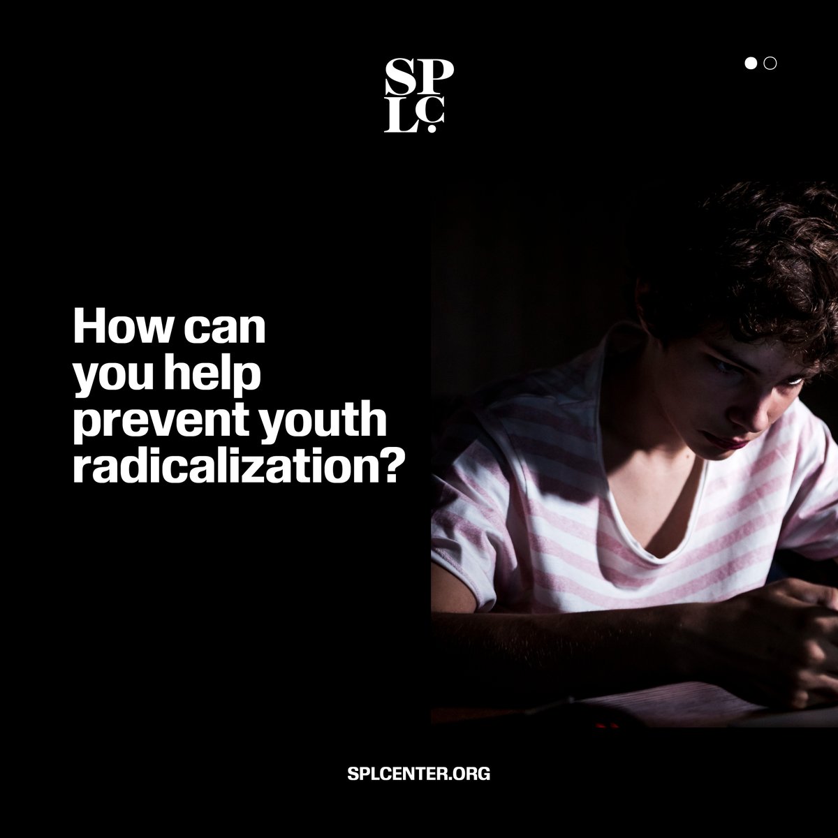 splcenter's tweet image. 🔔FACT: Healthy, diverse communities thrive when everyone feels included, respected &amp;amp; safe.

This guide provides actionable steps, information &amp;amp; practical lessons you can use to help young people resist manipulation &amp;amp; supremacist narratives: bit.ly/3EBrlDe 

#RefuseHate