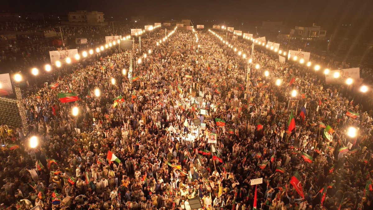 itx_Alich's tweet photo. @ImranKhanPTI https://t.co/aKBVK4QjnU