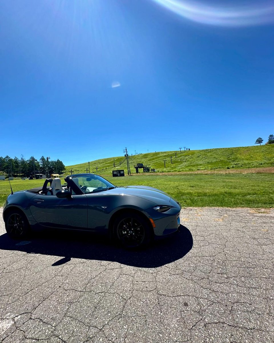 Modesty057's tweet image. あぁビーナス！ ロングドライブに行きたくて 水曜日に初ビーナス。 遠くに富士山見えました。 よし！また来よう！ #ロードスター #ndロードスター #roadster #ndroadster #mazdamx5 #nd5rc #ポリメタ #ポリメタルグレーメタリック #ロードスターのある風景 #ソロツーリング #ビーナスライン #霧ヶ峰