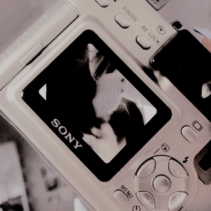 𝐛𝐮𝐫𝐧𝐭–𝐨𝐮𝐭 ‍‍‍ ‍‍‍ 𝒔͟𝒕͟𝒂͟𝒓 (@byeodeul) on Twitter photo 