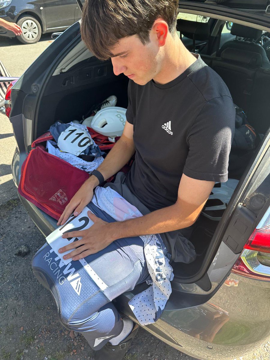 Pinning numbers in Belgium 🇧🇪 #littlethings #Jrcycling #PNWRacing