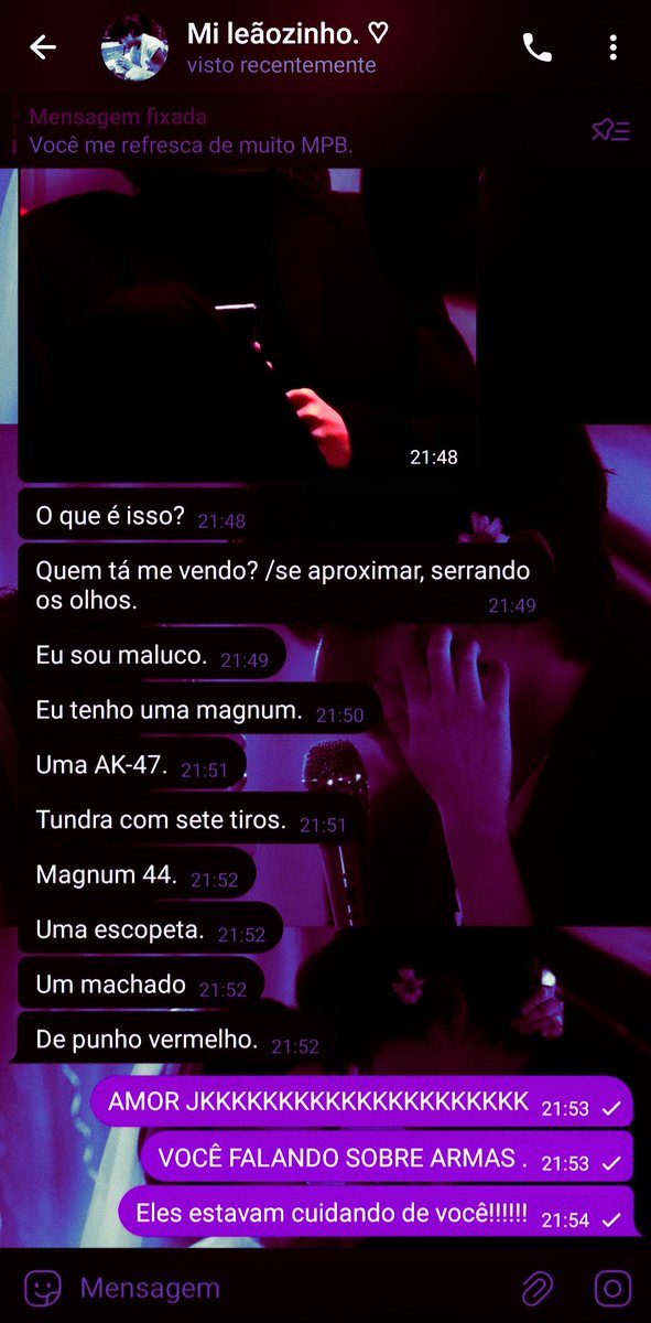 Simplesmente meu namorado começando a dizer as armas que tem completamente desconfiado enquanto a câmera cuida dele, porque ele é maluco e ameaça todo mundo.