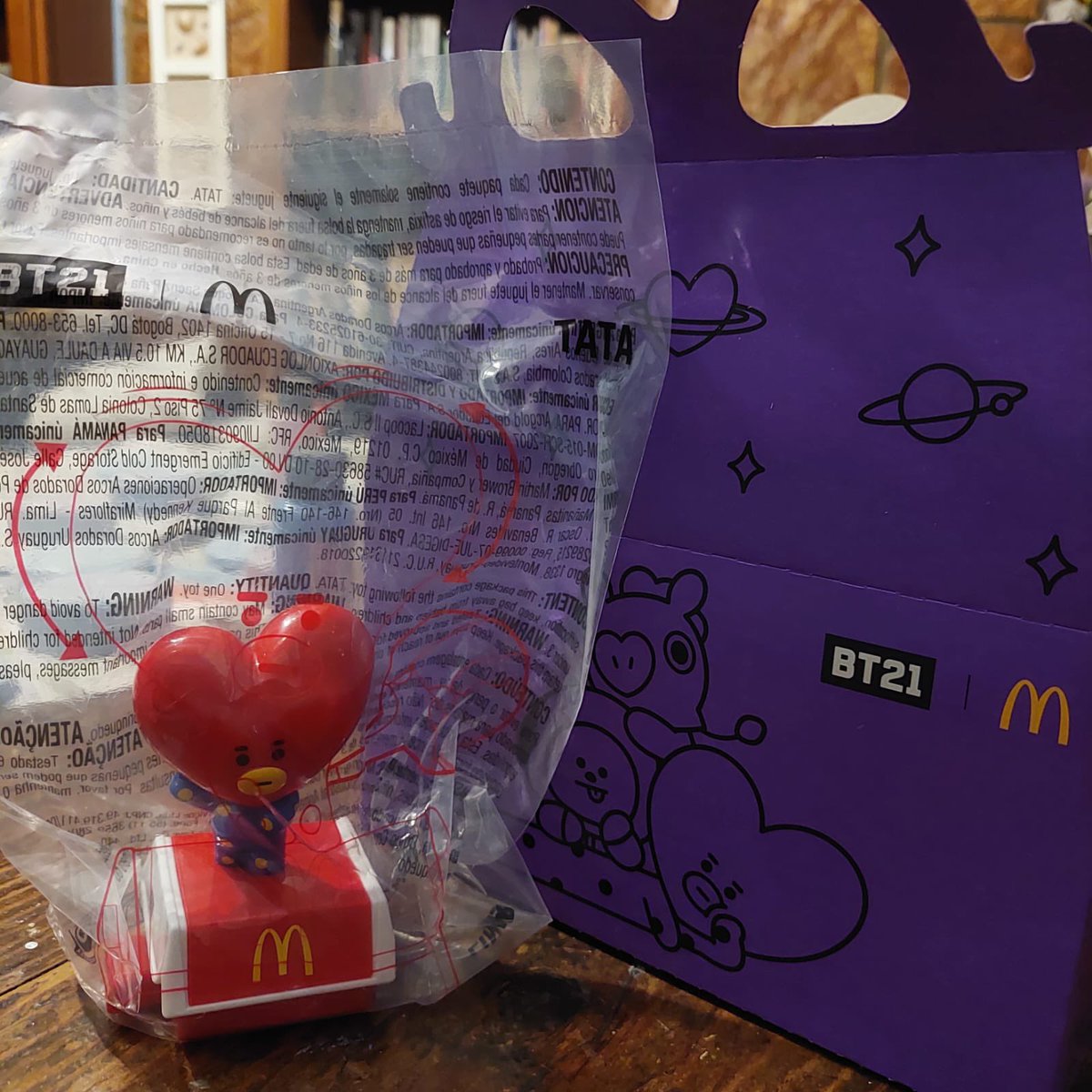 Nothinggtoput's tweet photo. @BTStreamArg @BTS_twt Lo compree, me gano el capitalismo jajaja https://t.co/pAWH6oGqPk