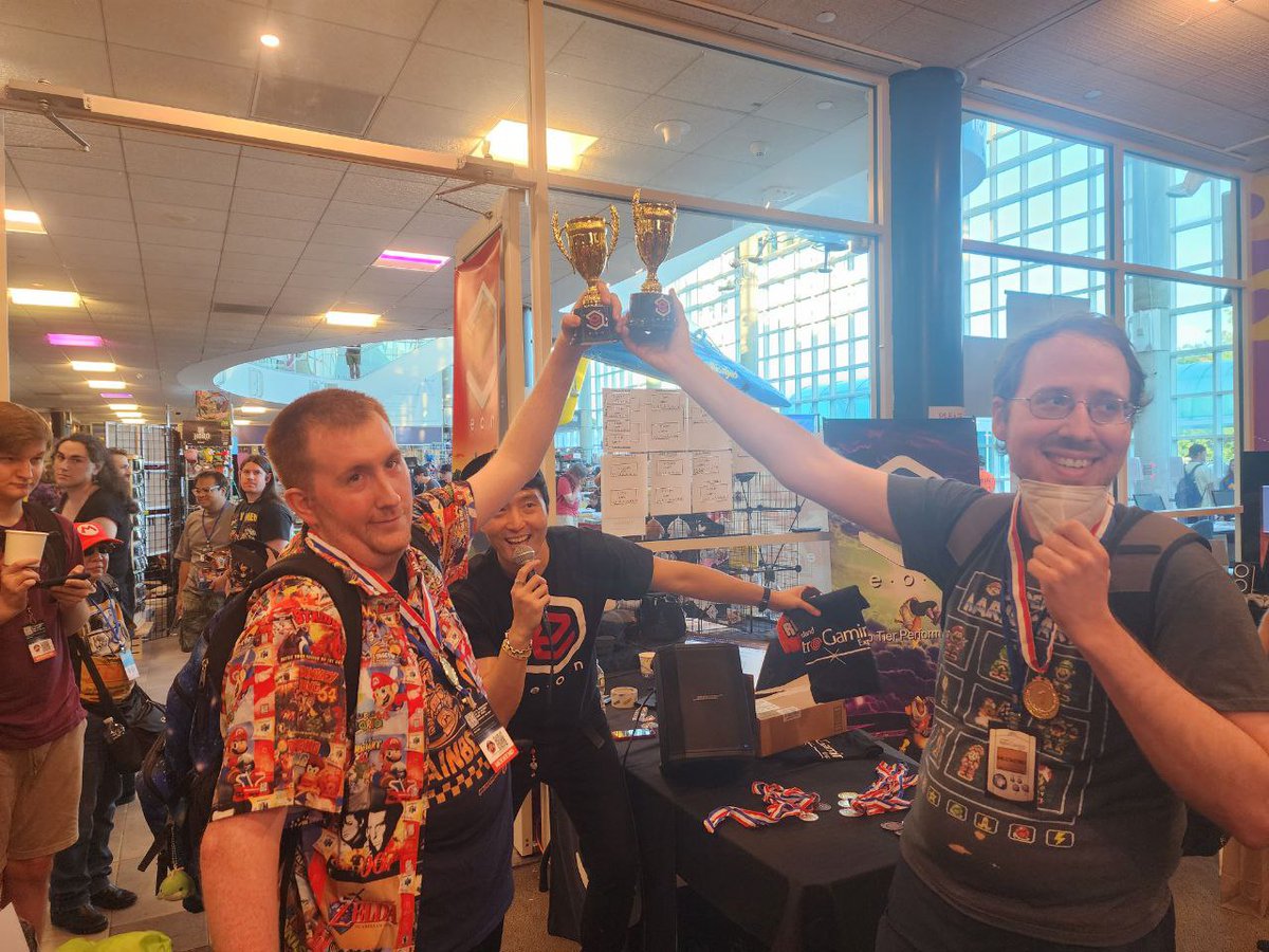 Speaking of Double Dash, always good seeing the boys over <a href="/EON_gamingHD/">EON Gaming</a> thanks for making Maples first ever play with Mario Kart Double Dash with 16 Players a special one this weekend. I wanna see a little bit of Double Dash all 3 days next year.