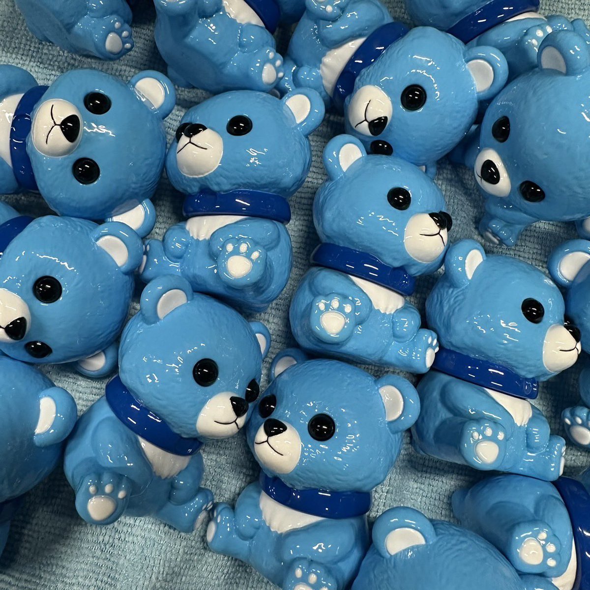 eitarou83's tweet photo. 本日17:00まで🐻
#駄菓子屋さそう #網走玩具式 https://t.co/1dUg3TAIY7