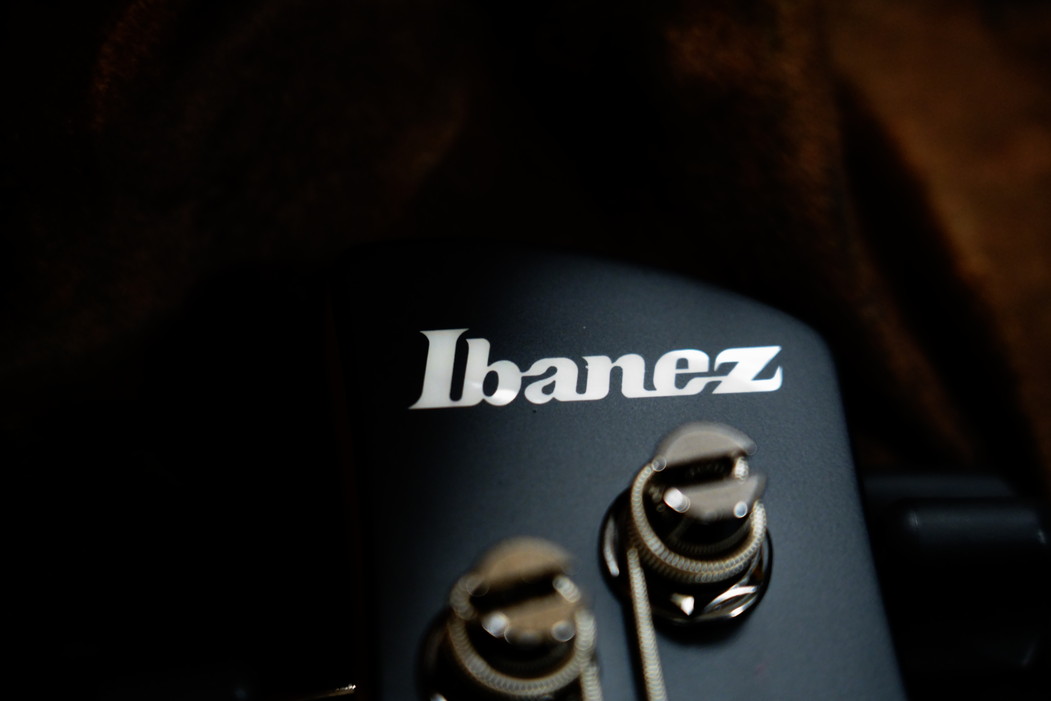 ties__store's tweet photo. Ibanez GWB1005 Gary Willis Signature
フレットレスベースの名手、ゲーリーウィリスさんシグネチャー。
日本品質をお楽しみいただけます!
https://t.co/uw6Q4TjDPn
#tiesstore
#bassguitar
#ibanez
#5stringbass
#GWB1005
#fretlessbass
#GaryWillis
#signature https://t.co/DkNZm12nQX