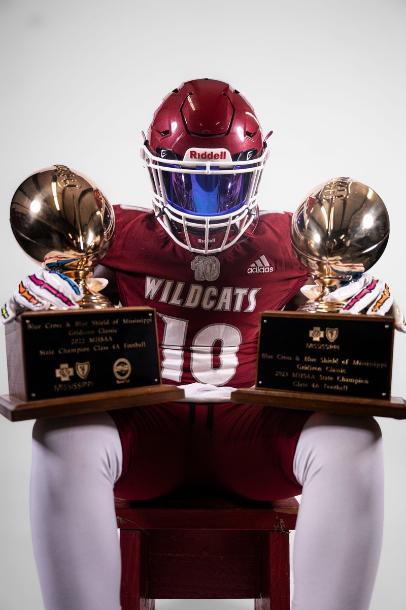 The sun is OUT 🔥
The shoulder pads are ON‼️
Feels like football season 🏈
Time to grind for number 13 🏆

<a href="/JaCariOwens_29/">Ja’Cari Owens</a> <a href="/zay2kozy/">Xavier hunt</a> <a href="/Corxavier/">Corxavier coleman.</a> <a href="/TayQuonM/">TayQuon Mckinney</a> <a href="/KameronTriplet2/">Kameron Triplett</a> 

#OneTeamOneGoal | #3peatfor13 🏆