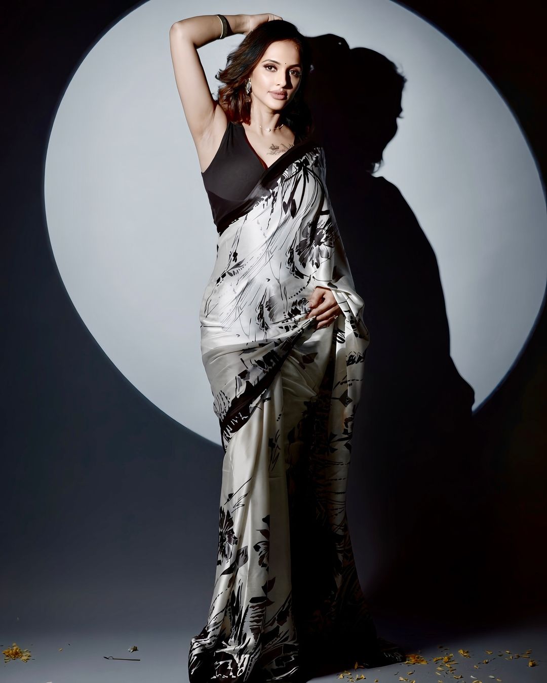 GU58vHYa4AII5aF?format=jpg&name=large