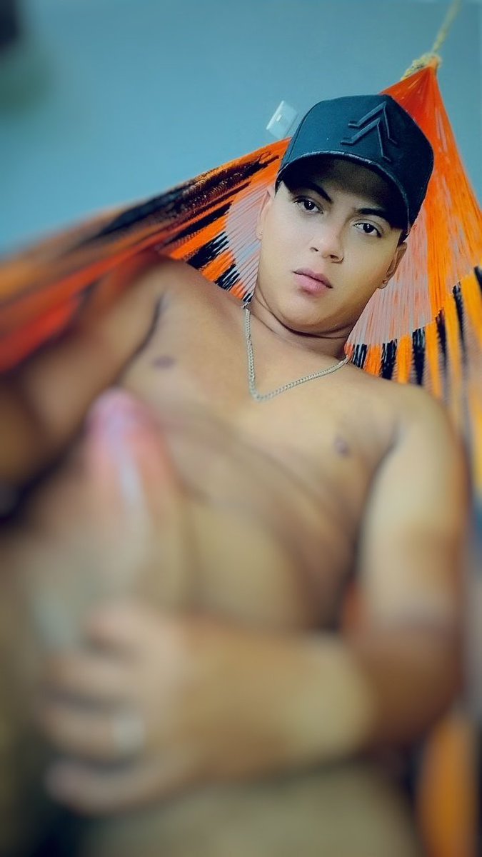 vergondanielito's tweet photo. Tengo ganas de que alguien se pegue como chivo a mamarme rico el guebo 😋 👅🍆💦

😈 Si quieres ver más, suscribete a mi canal de Telegram 👉  https://t.co/4YTkAn3yaE…

#danielitoelvergon #heterocurioso #heterovergon #heterovergón #heterovergónes #telegram #PajaMañanera https://t.co/RvmxuVnz4Y