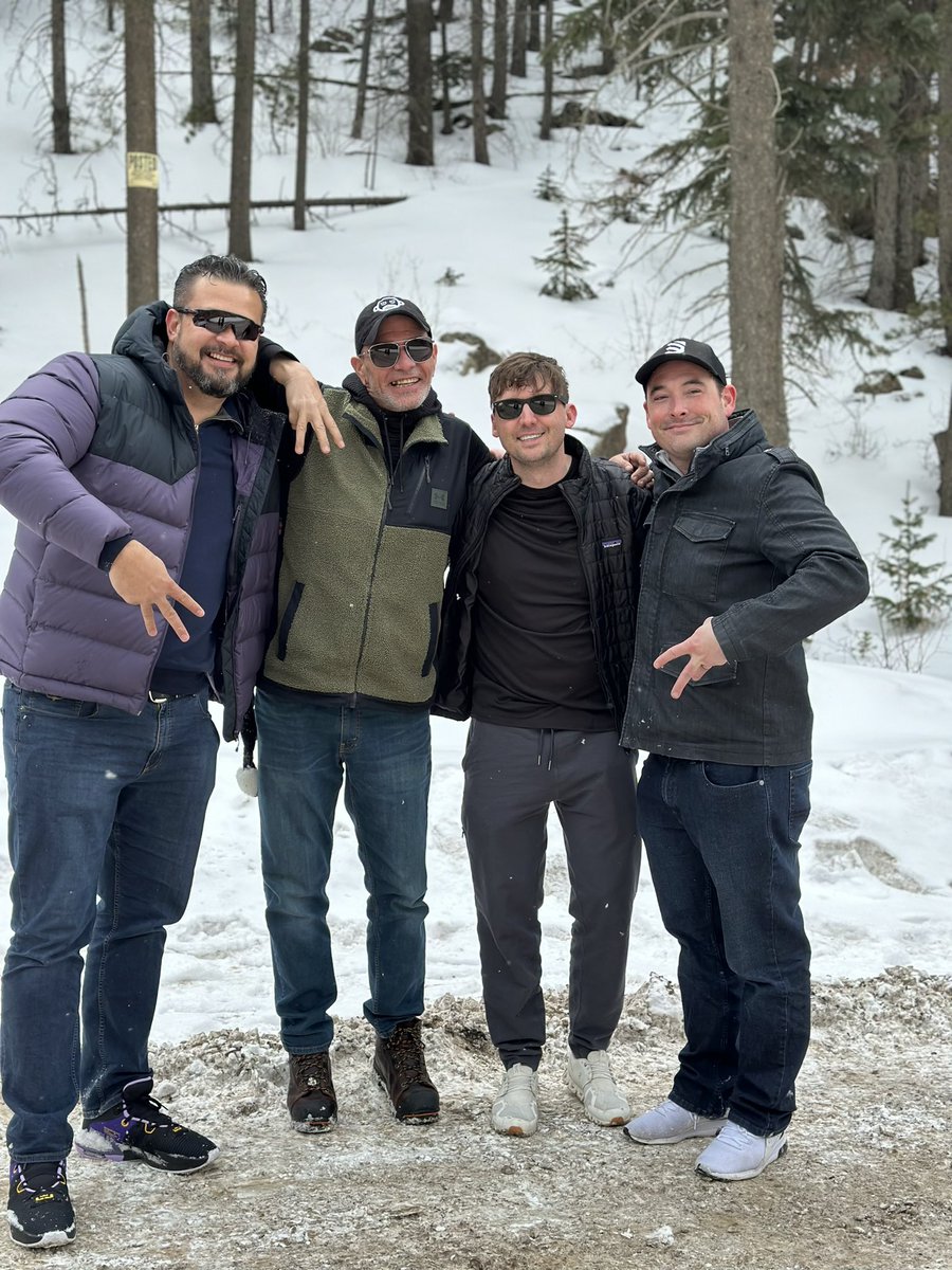 Amber Linane tweet media