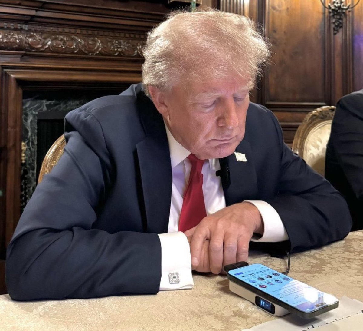 PulpitAI's tweet photo. Pastor waiting for the sermon clip he just posted to “go viral” https://t.co/wlgtQMJcmQ