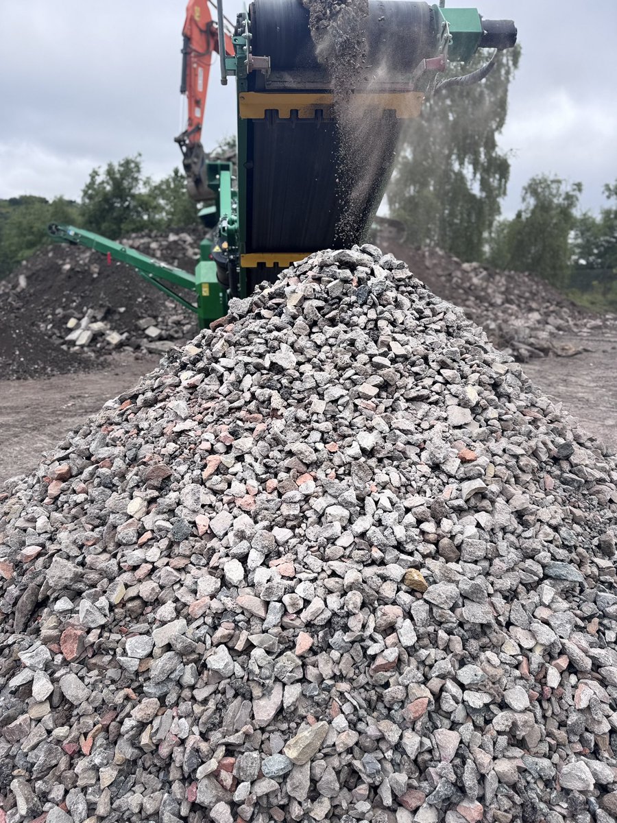 Recycled Fresh Off The Belt.. ♻️ #recycle #waste #crushing #aggregates #reducereuserecycle #grabHire #sweeperhire #tipperhire #manytalents #southwales #crusherlife #Doosan #exacavator #onedoorclosesanotheropens #yardwork #lightwork #tuesdaymotivation #type1 #stone