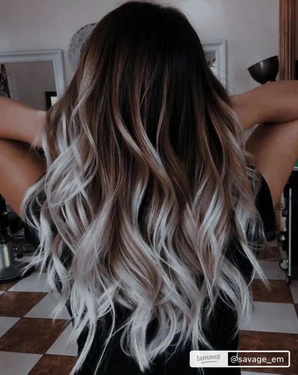 Looking for hairstylist’s in the Elmhurst or Schaumburg area📍 to do this color on me,  please dm me 🤍