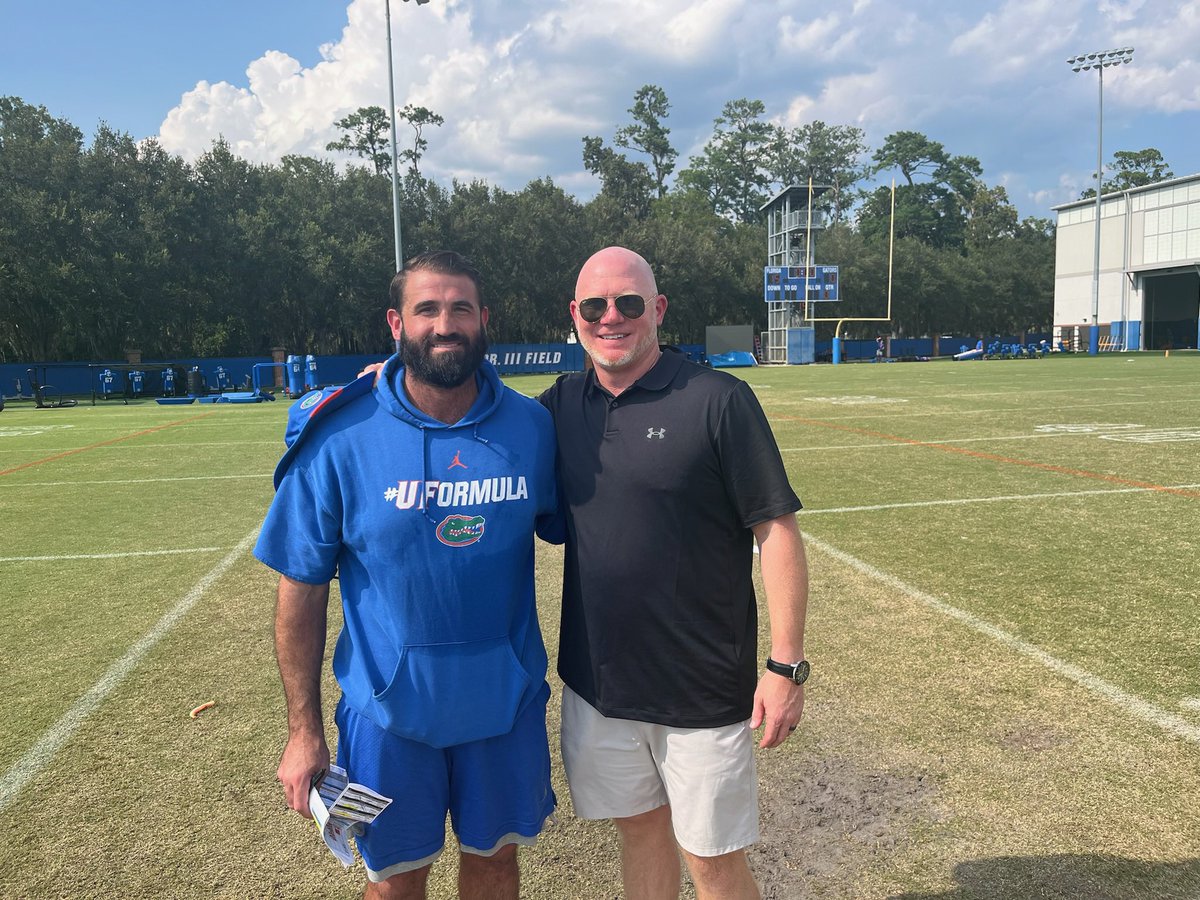 Family.

🐊 <a href="/CoachWat89/">Alex Watkins</a> <a href="/coachmhocke/">Mark Hocke</a> 
<a href="/GatorsFB/">Florida Gators Football</a> 

#coach #coachyeah #yeahyeahyeahyeah #letsgo #motivation #coachmecoach #AARA #GARecovers #proud #family #coaching #gogators #gatornation #florida #floridagators #swamplife #uffootball #gainesville #collegefootball #sec #ncaa