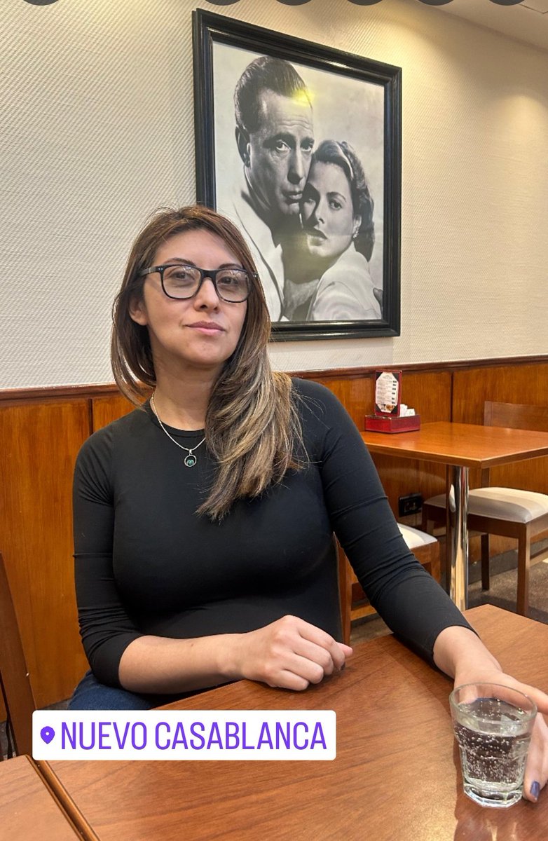 Inesrodri77's tweet photo. Estoy tomando un café frente al Congreso, en Casablanca, el lugar donde planearon el atentado a Cristina, miro alrededor mio y me pregunto cómo puede un asesino seguir siendo diputado de la Nación y andar libre como si nada https://t.co/EkoQgSZ1cf