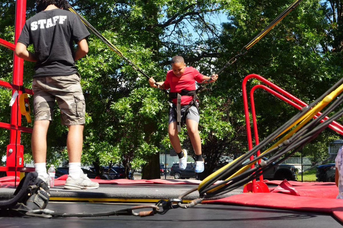 BenjieWimberly's tweet photo. The 25th Paterson Recreation "Day In The Sun" was outstanding! 2,100 campers & 420 staff members have made this a great Summer! #PatRec #PPS #WeRTheDream https://t.co/kwL8uzzsN7